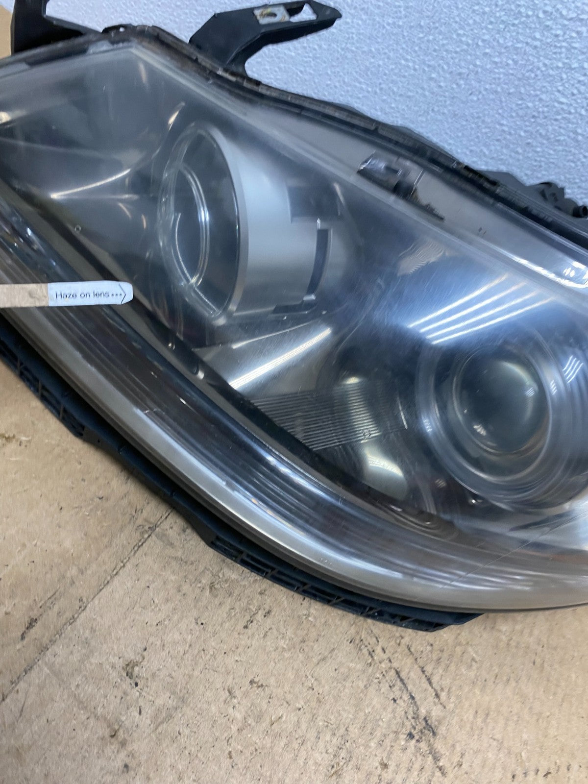 2005 to 2008 Acura RL Left Driver LH Side XENON HID Headlight OEM AC3249 DW4