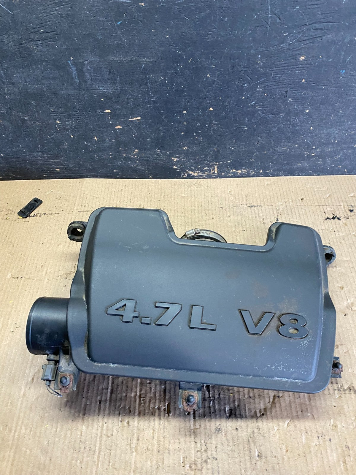 2008 2009 Jeep Commander 4.7L V8 Air Cleaner Filter Box Q3247 DG0