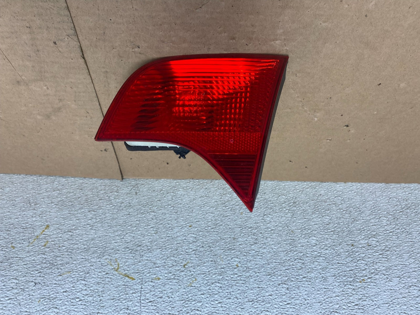 2004-2008 Audi A4 Sedan Right Passenger RH Side Inner Tail Light OEM P2302 DW0