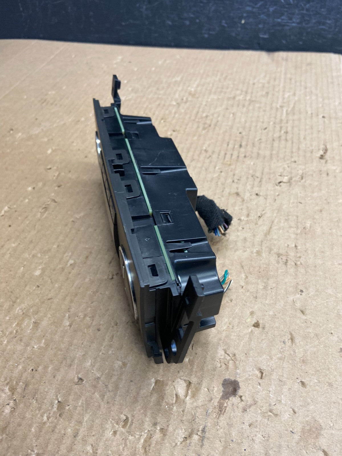 2007 - 2011 Chevrolet Silverado Gmc Sierra A/C Heater Climate Control ae3932 DG2