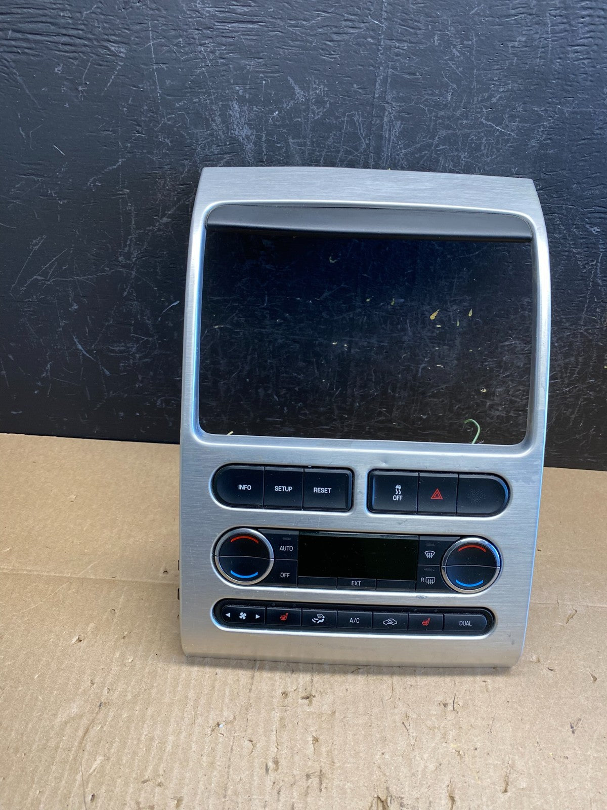 2007 - 2010 Ford Edge Heater Climate Control Radio Control Dash Bezel AC6558 DG0