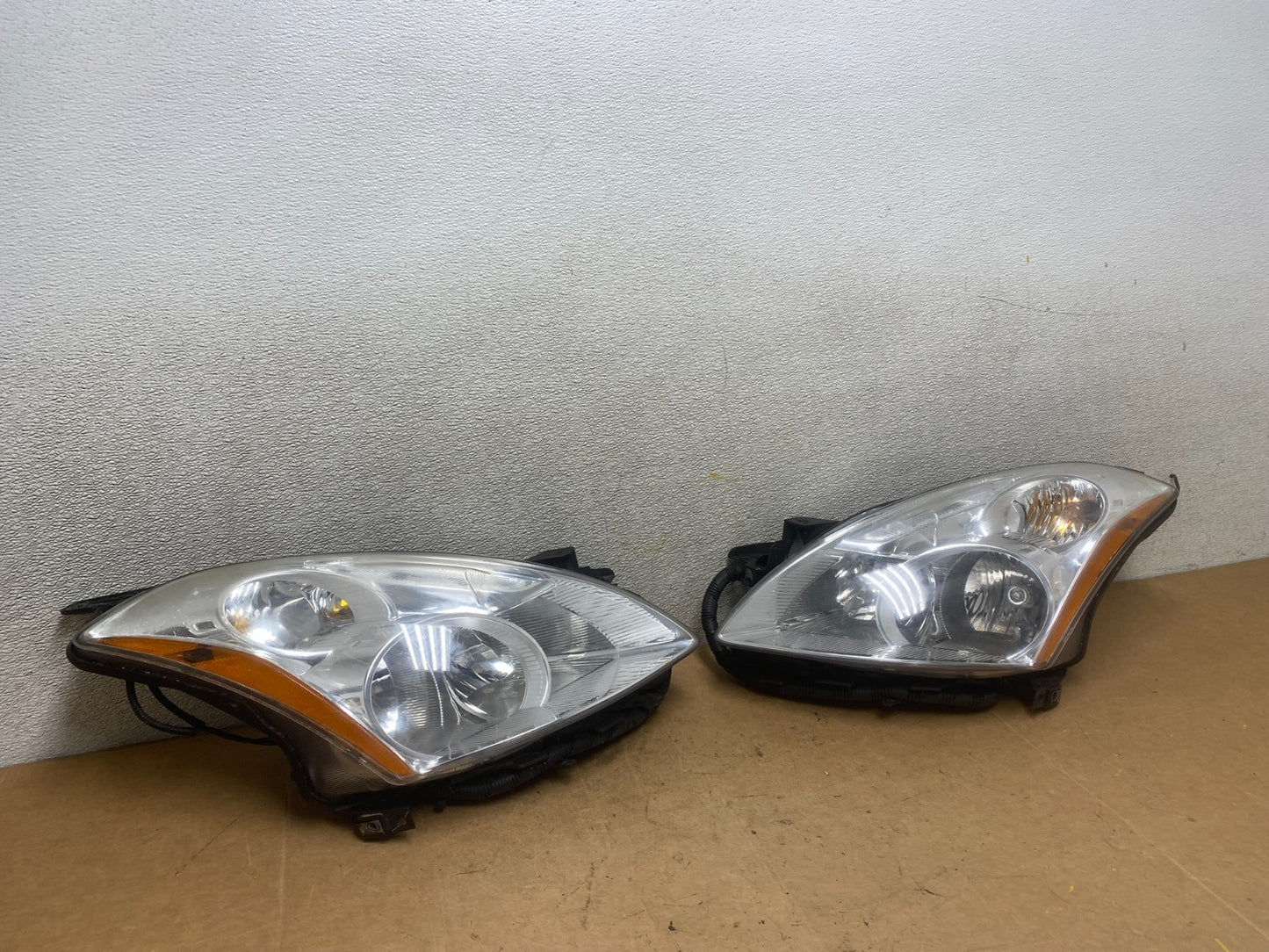 Sedan 2010 2011 2012 Nissan Altima Headlights Halogen Left+Right Side X5375 DW2