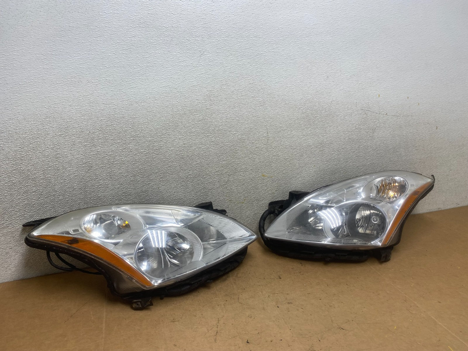 Sedan 2010 2011 2012 Nissan Altima Headlights Halogen Left+Right Side X5375 DW2