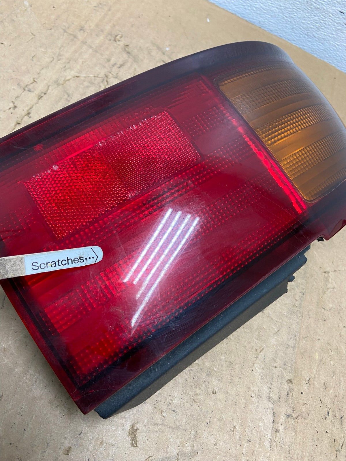 1995 - 1996 Toyota Camry Sedan Left Driver Side Lh Tail Light Lamp AD0600 LK3