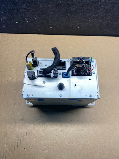 2010 to 2012 Cadillac SRX AM/FM/CD/MP3 Radio Head Unit Receiver AG6049 DG5