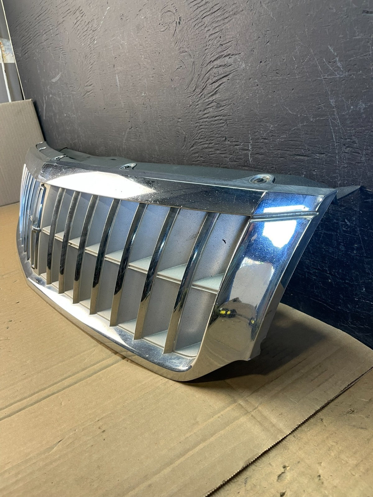 2006 to 2009 Lincoln Zephyr Mkz Chrome Front Upper Grill Grille AC5420 DG1
