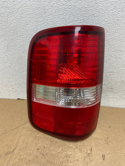 2004 to 2008 Ford F150 F-150 Left Driver LH Side Tail Light AG1098 LK0