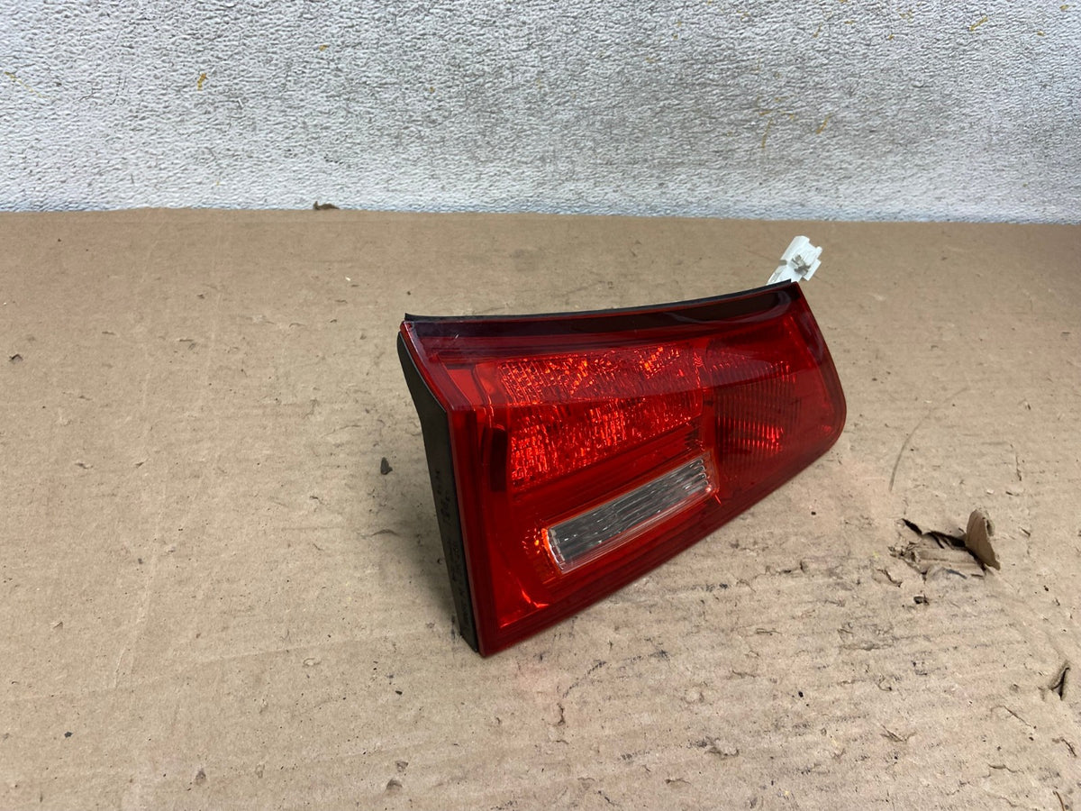 2006 - 2008 Lexus Is250 Is350 Left Driver LH Inner Tail Light AI1069 LK2
