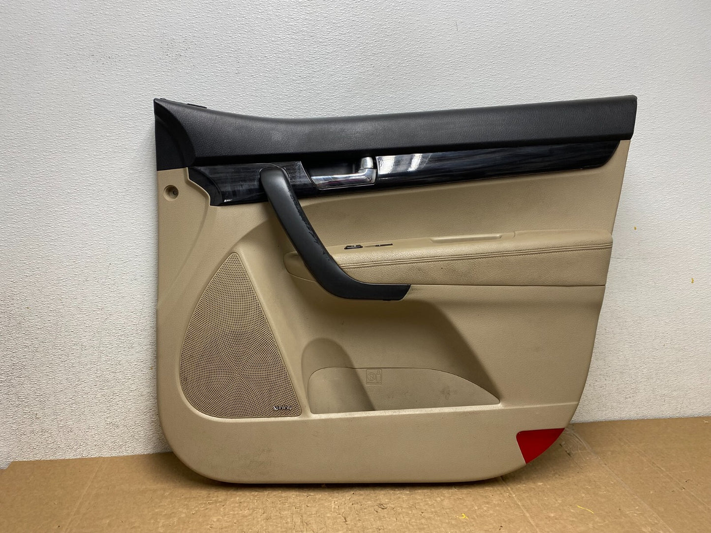 2011 2012 2013 Kia Sorento Front Right Passenger RH Door Panel Trim O6526 DG0