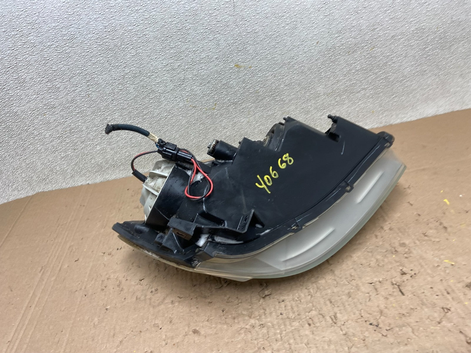 2002 to 2004 Nissan Altima Left Driver LH Side Halogen Headlight OEM Y0668 DW7