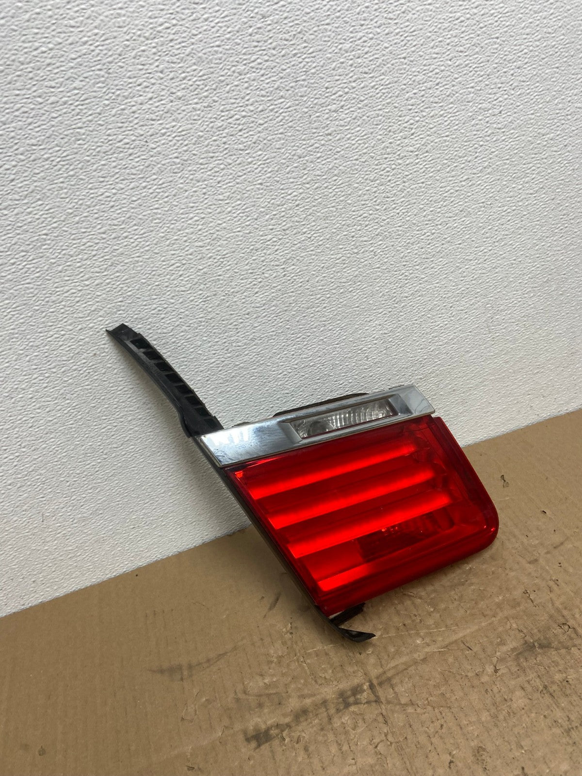 2009-2012 BMW 7-Series F01 F02 750i 750Li Left Driver Inner Tail Light AB8327 LK2