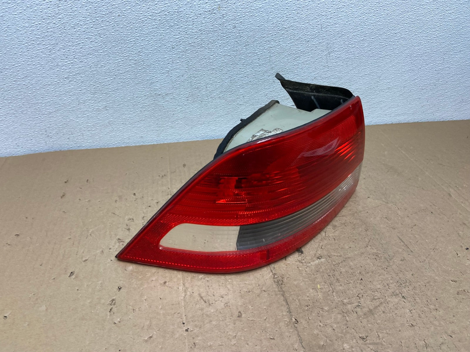 2003 to 2007 Saab 9-3 Left Driver LH Side Tail Light AC7200 LK2