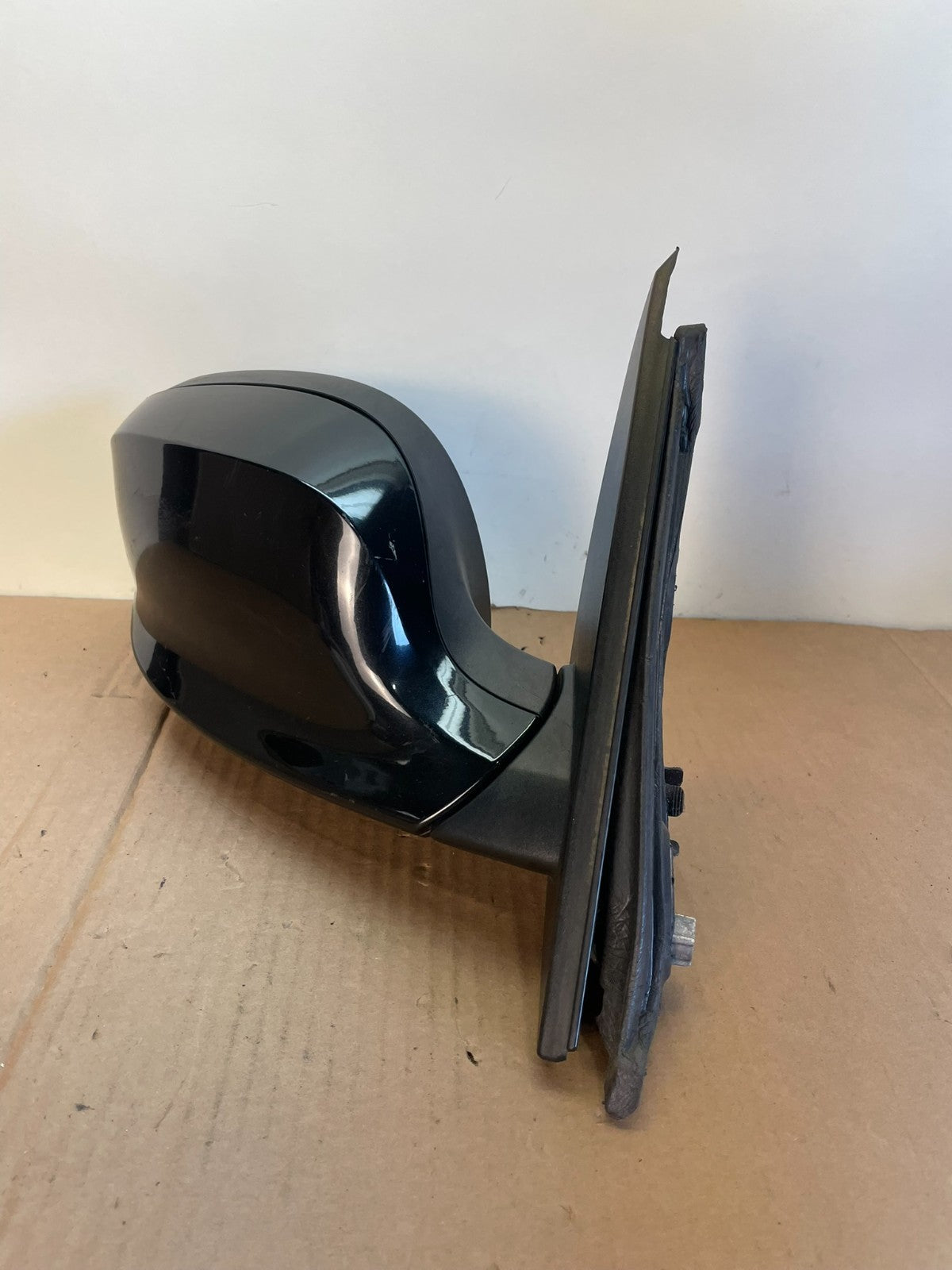 2011 to 2014 BMW X3 Right Passenger RH Side View Door Mirror AG7784 DW1