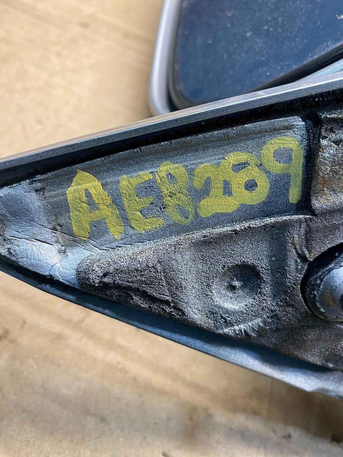 2009-2011 Cadillac DTS Right Passenger Turn Signal View Door Mirror AE8289 DW12