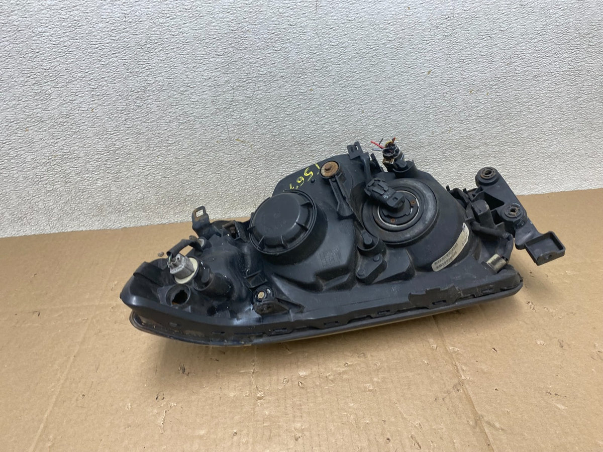 2006-2008 Subaru Forester Right Passenger Rh Headlight Halogen TYC T5672 DW9