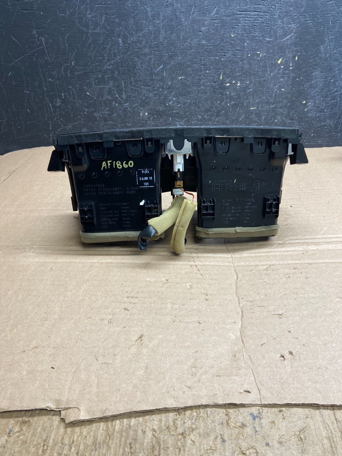 2013-2015 Nissan Altima Center Dash Vents Ac Air Vent Trim Panel Bezel af1860 DG4