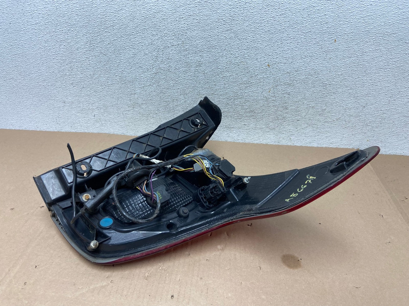 2011 2012 2013 2014 2015 Ford Explorer Left Driver LH Side Tail light AG6671 LK6