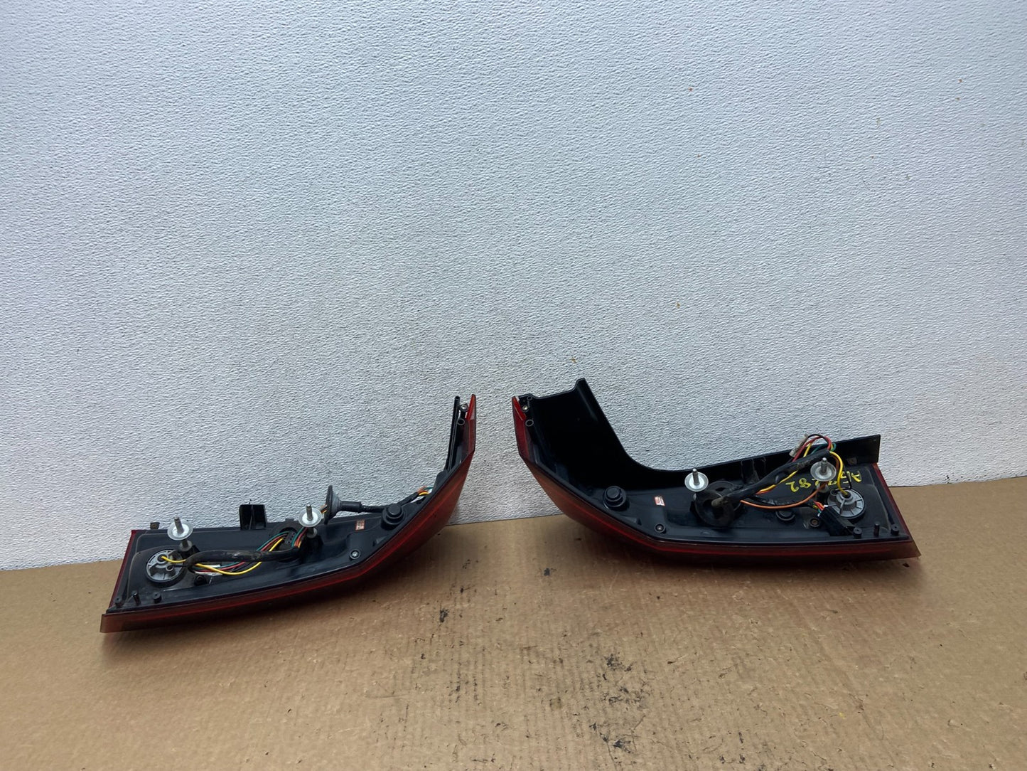 2003 to 2007 Cadillac Cts Left+Right Set Side Spec-D LED Tail Light AG3282 DG6