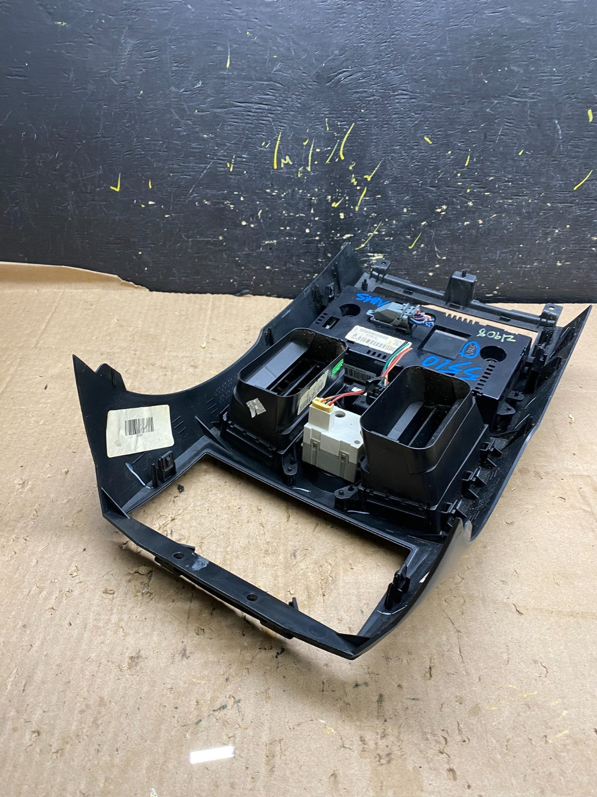 2008-2010 Dodge Grand Caravan Radio Bezel Climate Control AC Heater Z1908 DG6