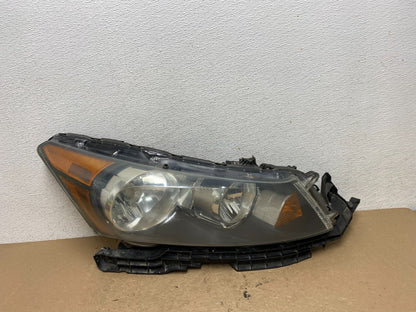 2008 to 2012 Honda Accord Sedan Right Passenger RH Headlight AF5022 DW0