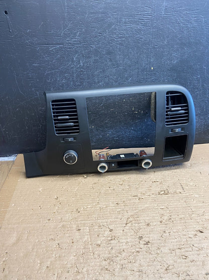2007 to 2014 Silverado Sierra Center Console Radio Bezel Air Vents ag8681 DG0