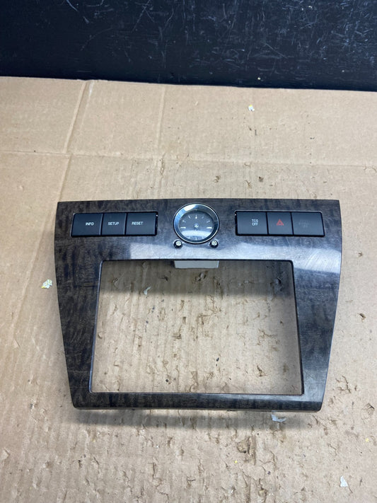 2006 to 2009 Ford Fusion Center Dash Radio Clock Bezel Trim OEM AB9684 DG0