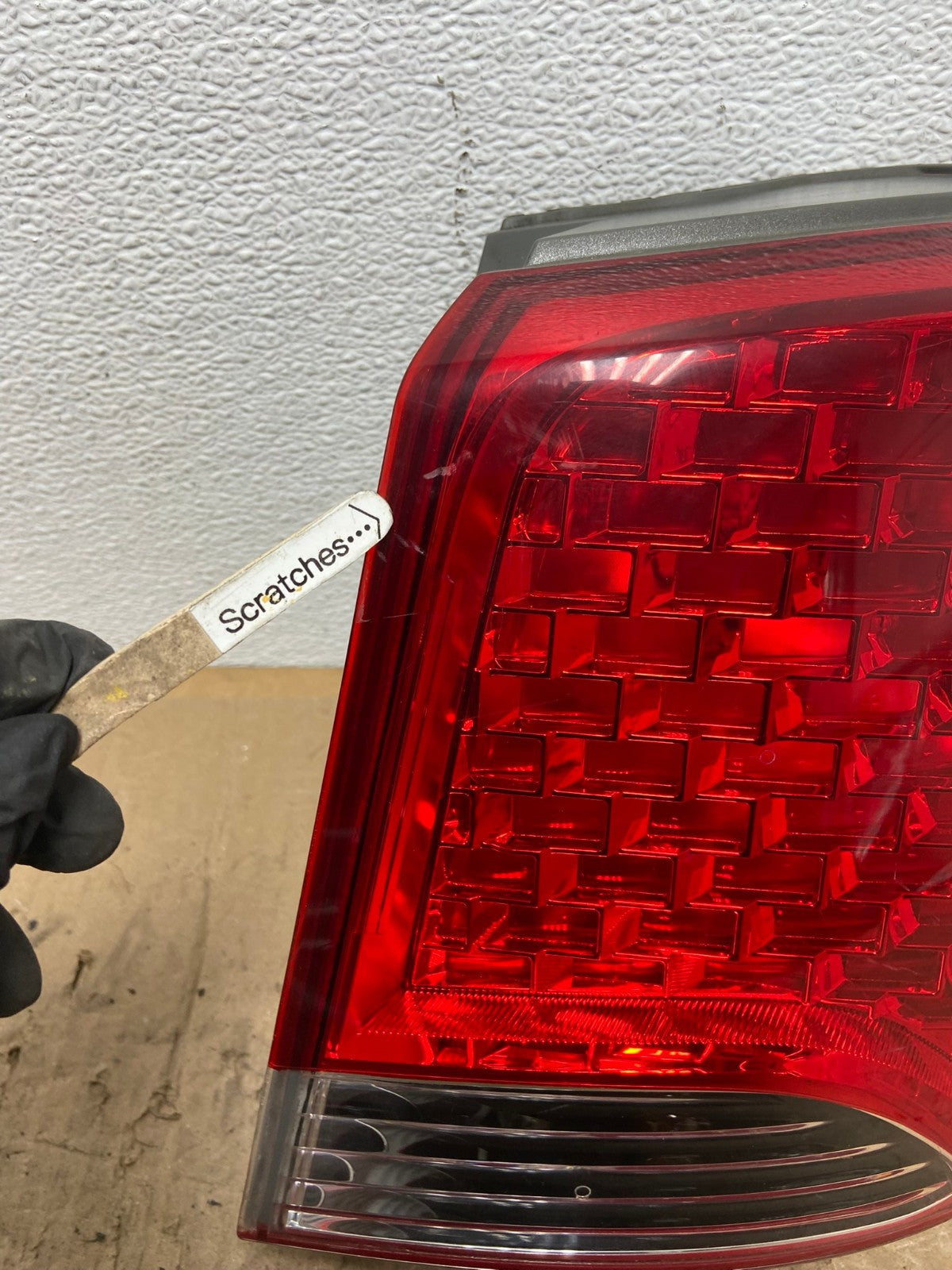 2011 to 2013 Kia Sorento Right Passenger RH Side Tail Light Oem AC0189 LK3