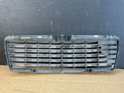1996 to 1999 Mercedes Benz E320 Front Grill Grill 2108880123 AC5176 DG3