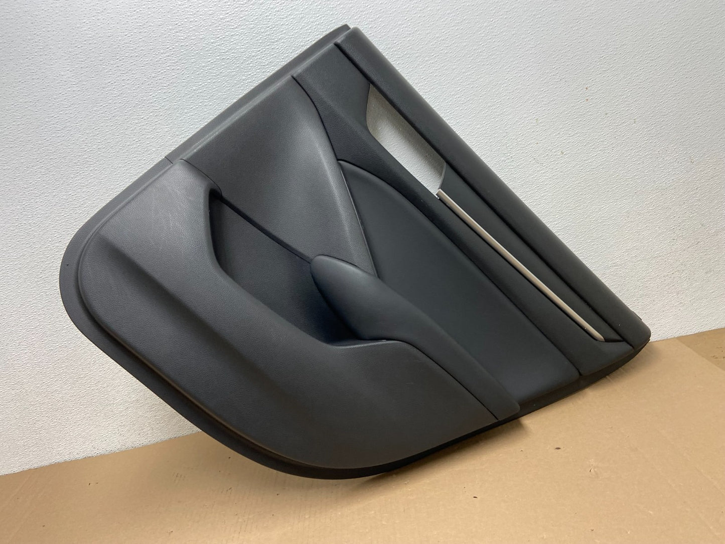 2018-2020 Honda Accord Front Right Passenger RH Side Door Panel AF3013 DG0