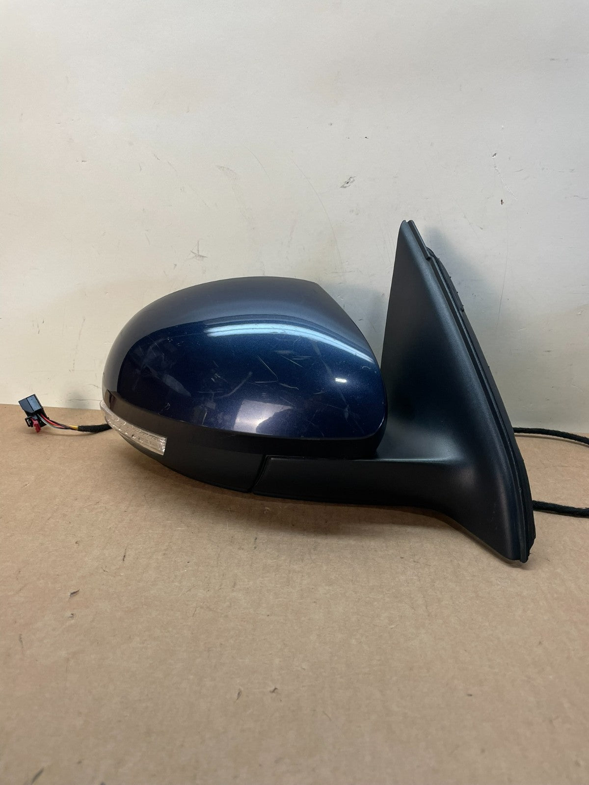 2009 to 2018 Volkswagen Tiguan Right Passenger View Door Mirror AJ1200 DG0