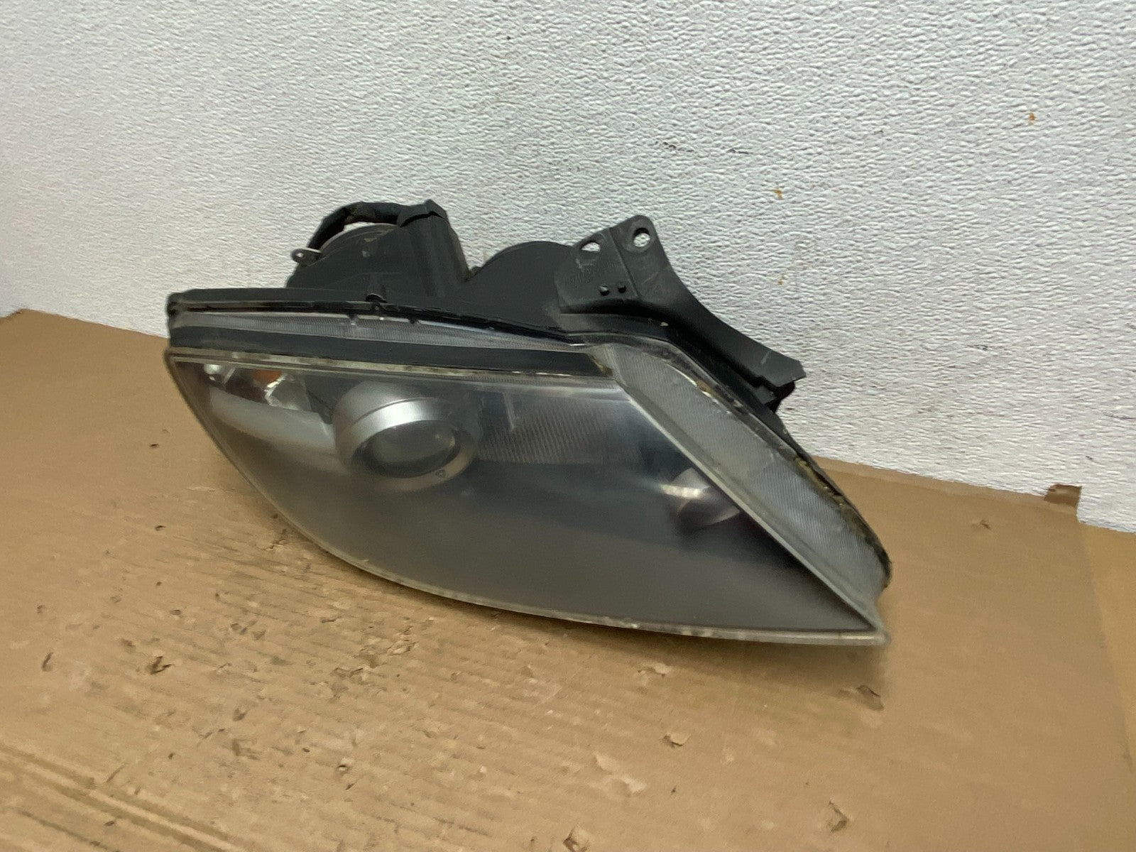 2004 - 2008 Mazda RX-8 Right Passenger RH Headlight Xenon HID AD4260 DG1