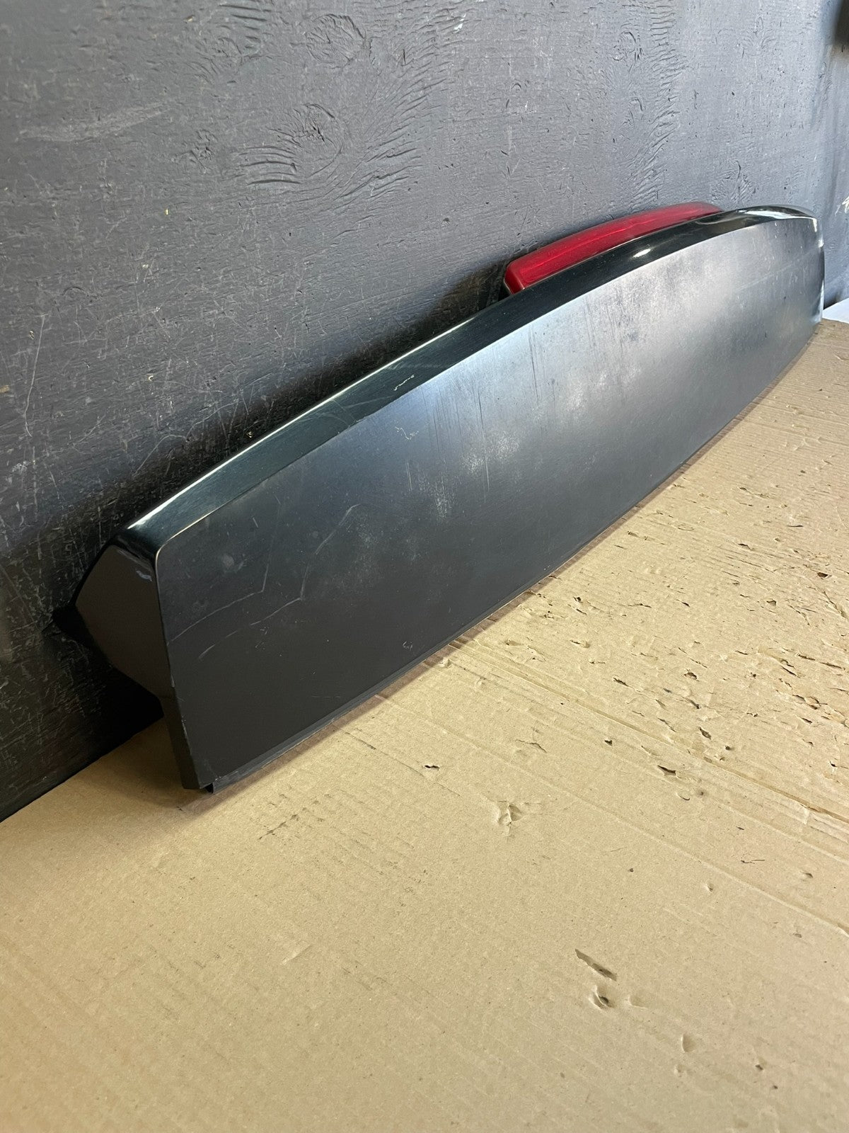2007-2014 Chevrolet Tahoe Suburban Yukon Spoiler Wing 3rd Brake Light AE0763 DG2