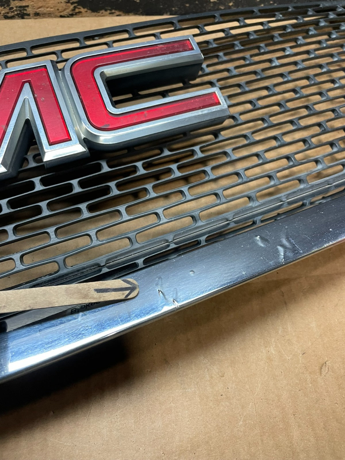 2007 to 2012 GMC Acadia Front Upper Grill Grille Oem aa9039 DG4