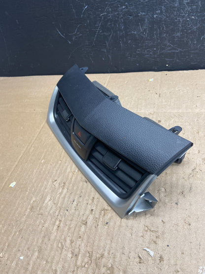 2016-2018 Nissan Altima Center Dash Vents Ac Air Vent Trim Panel Bezel AB9676 DG2
