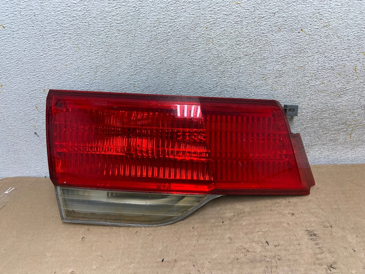 2008 to 2010 Honda Odyssey Left Driver LH Side Tail Light Inner AI1018 LK0