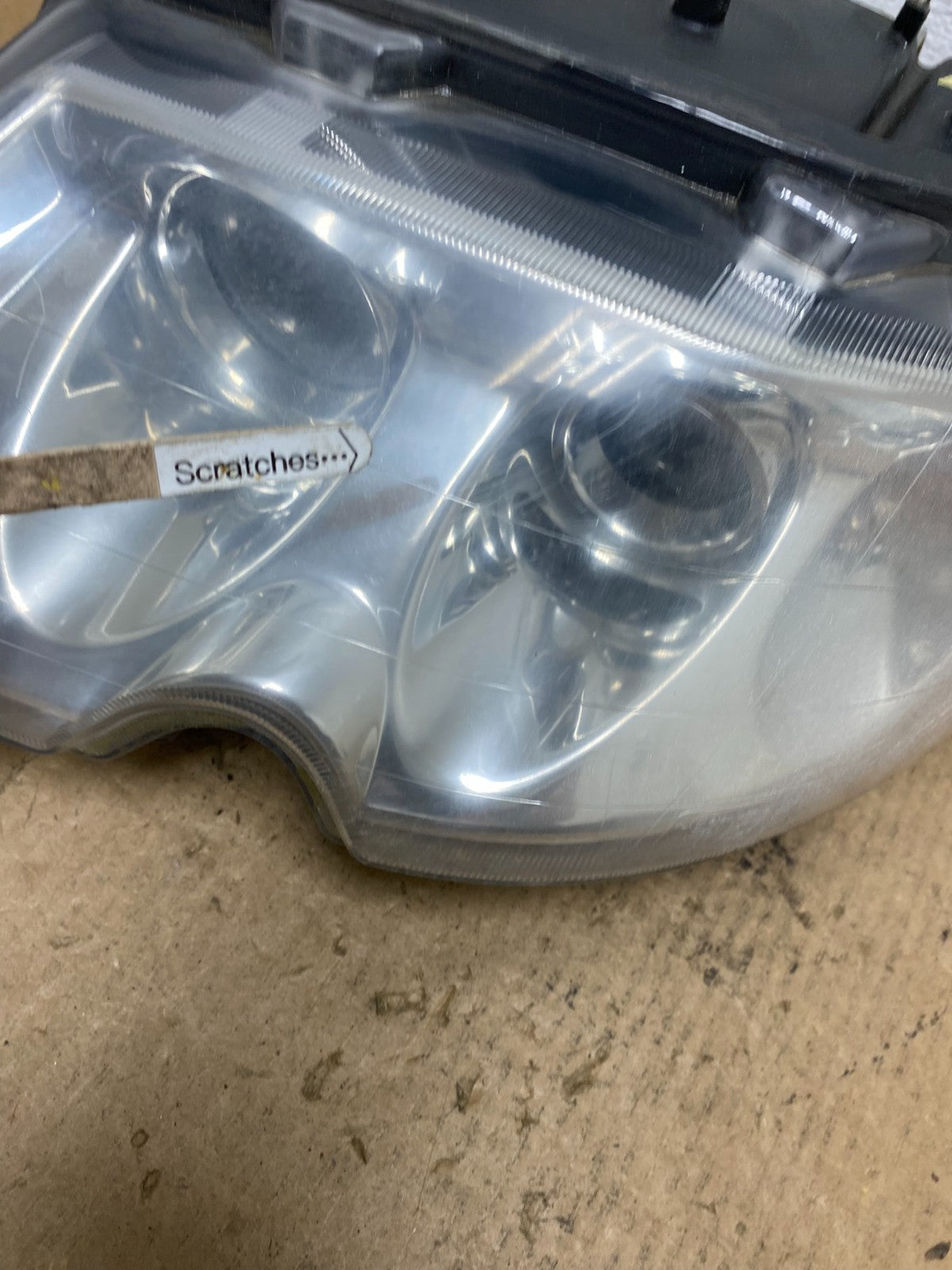 2003 - 2008 Maserati Quattroporte M139 Left Driver LH Headlight Xenon AC3440 DG3