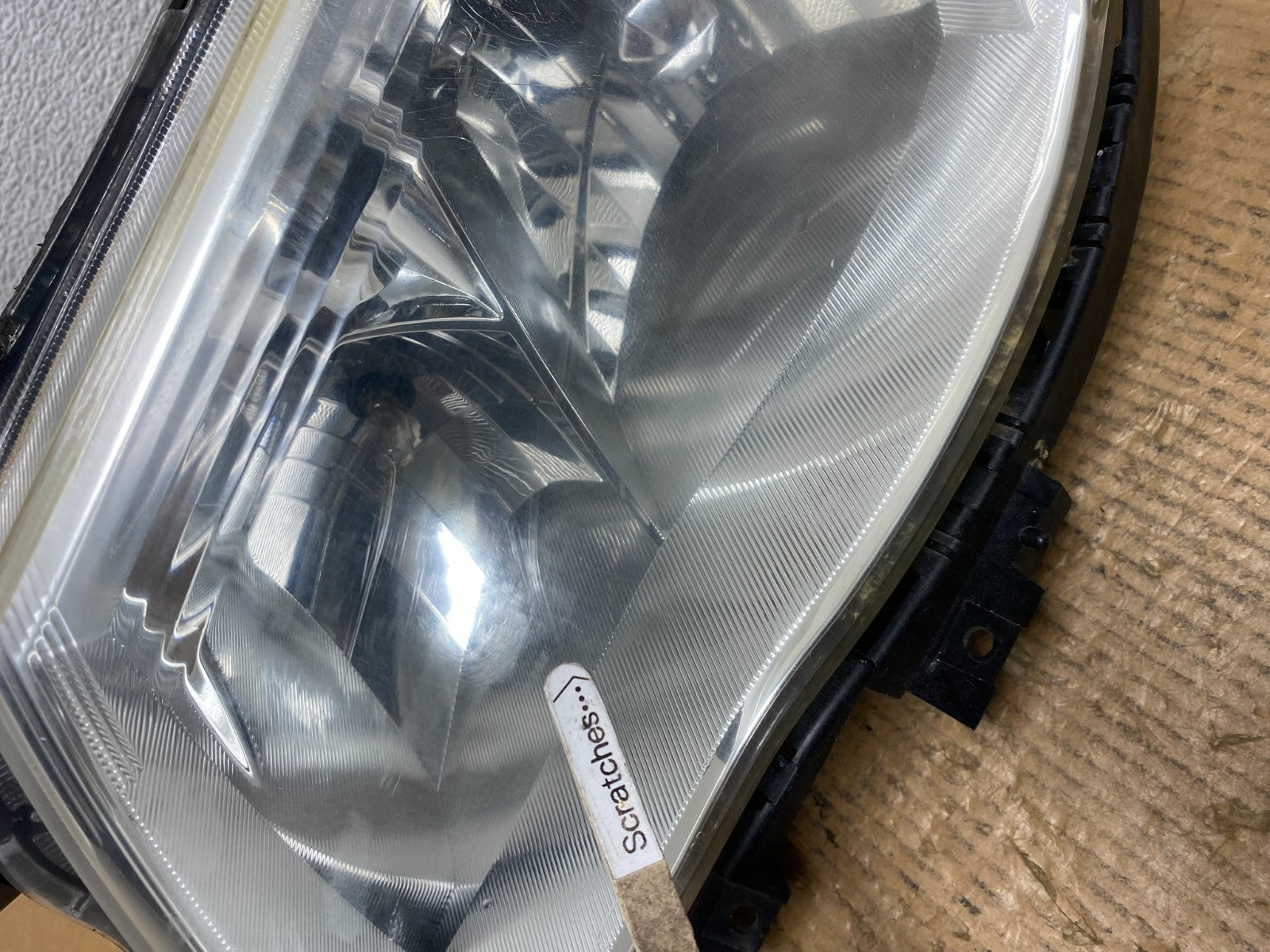 2009-2013 Subaru Forester Left Driver LH Halogen Headlight AE1411 DW3