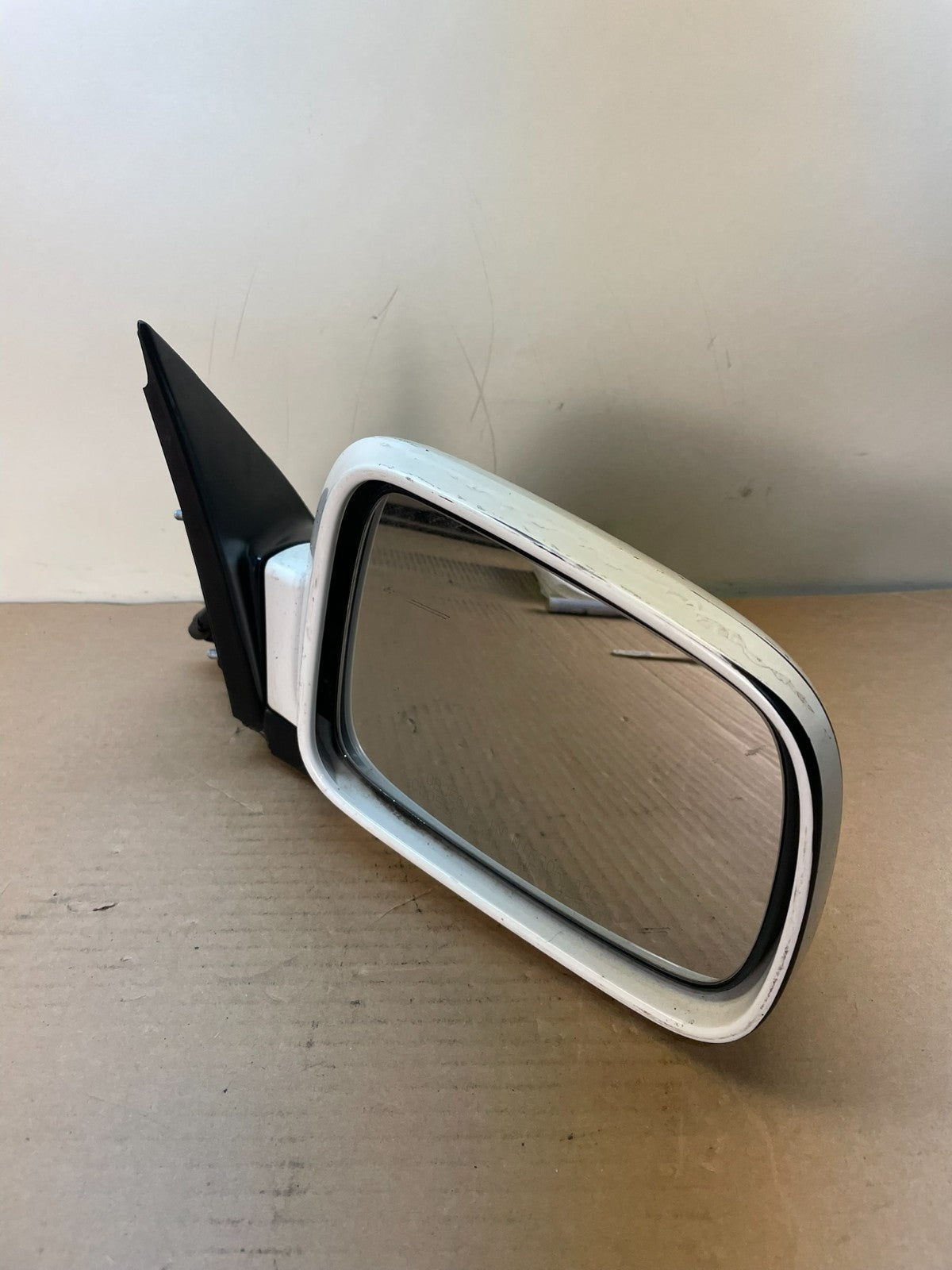 2002-2006 Honda CR-V CRV Right Passenger RH Side View Door Mirror AH8793 DW2