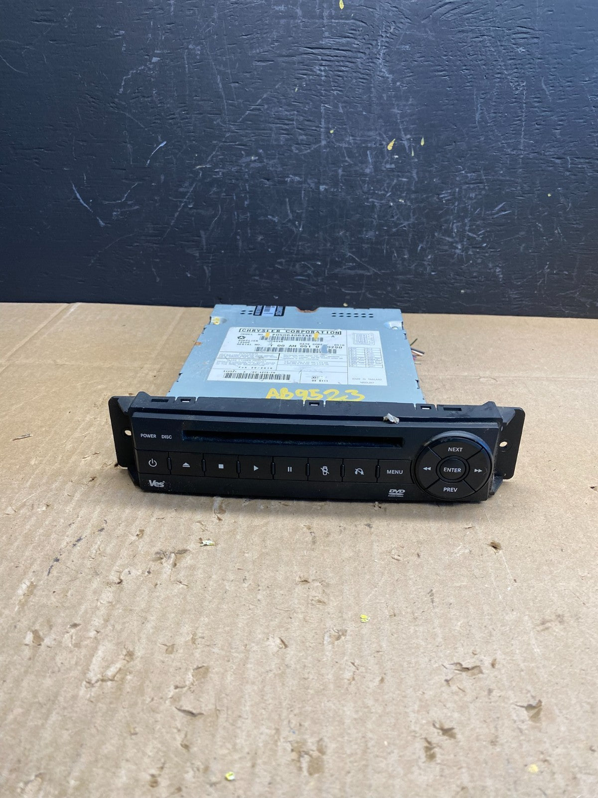 2008 to 2012 Chrysler Town Country DVD Player Receiver OEM AB9523 DG0