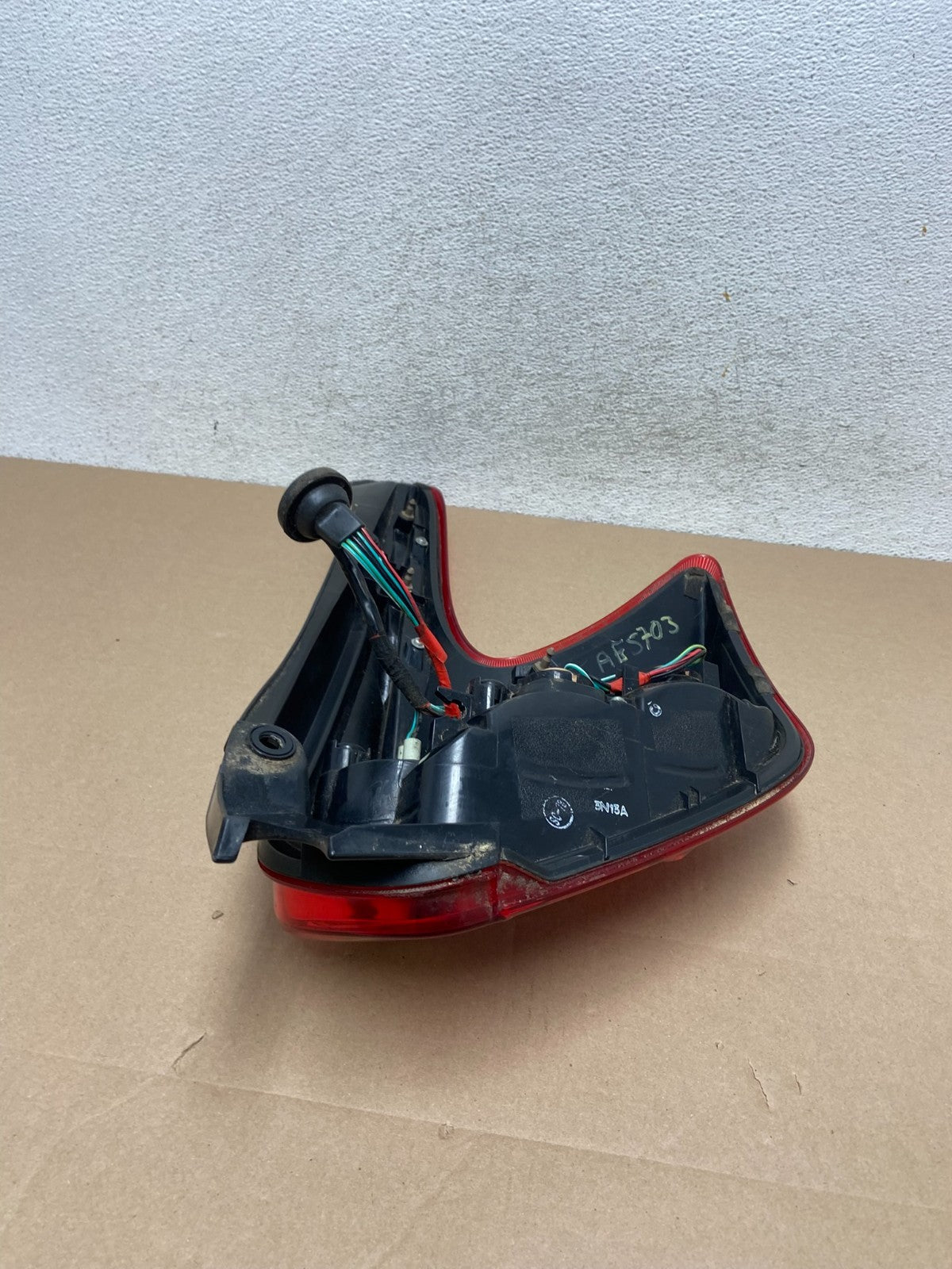 2011 to 2014 Nissan Juke Left Driver LH Side Tail Light AG5703 DW5