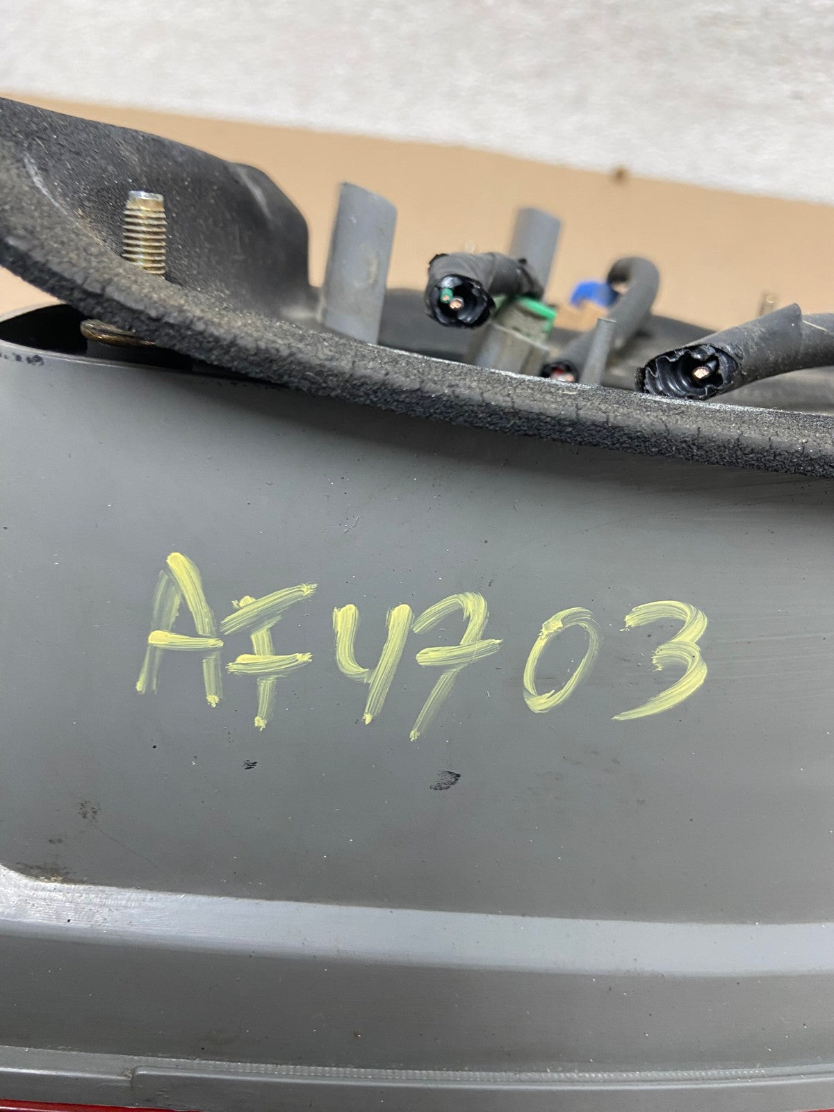 2004-2005 Honda Civic Coupe Left Driver Side Tail Light AF4703 LK7