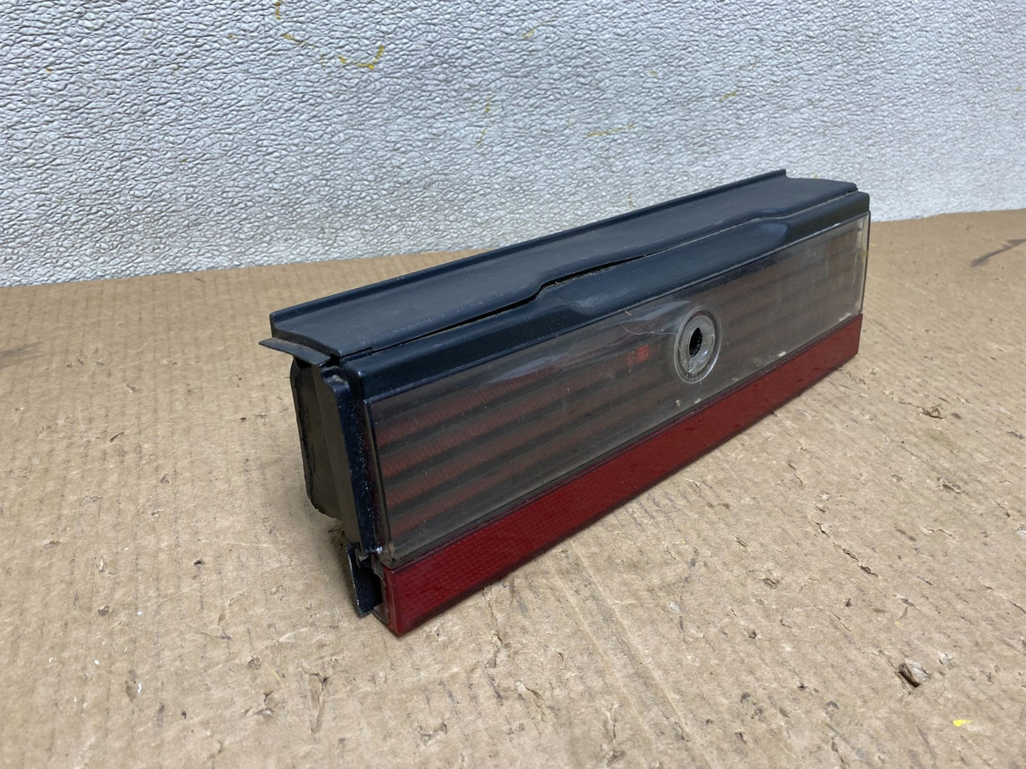 1989 to 1992 Ford Probe Trunk Lock Brake Light W5282 PS2