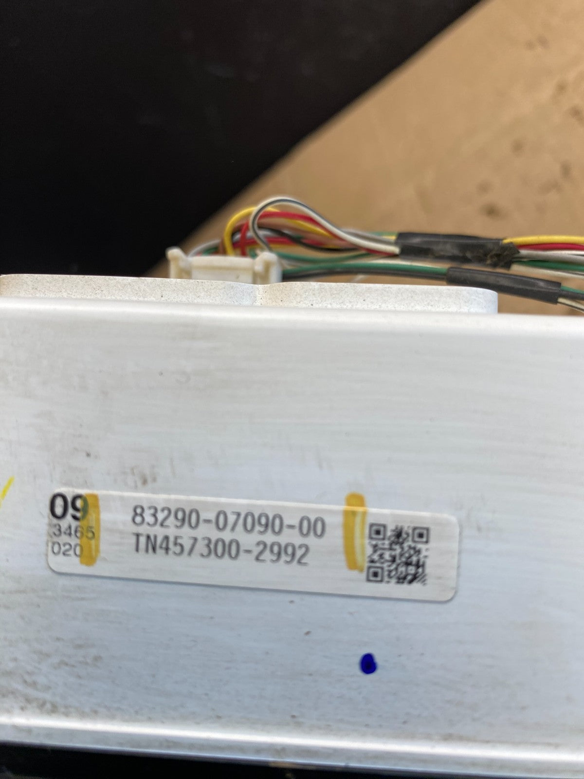 2005 to 2007 Toyota Avalon Information Display Screen AC4643 DG5