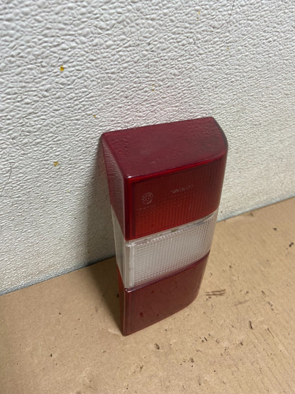 1993 to 1994 Volvo 850 Sedan Left Driver Lh Side Tail Light D9096 OEM DG12
