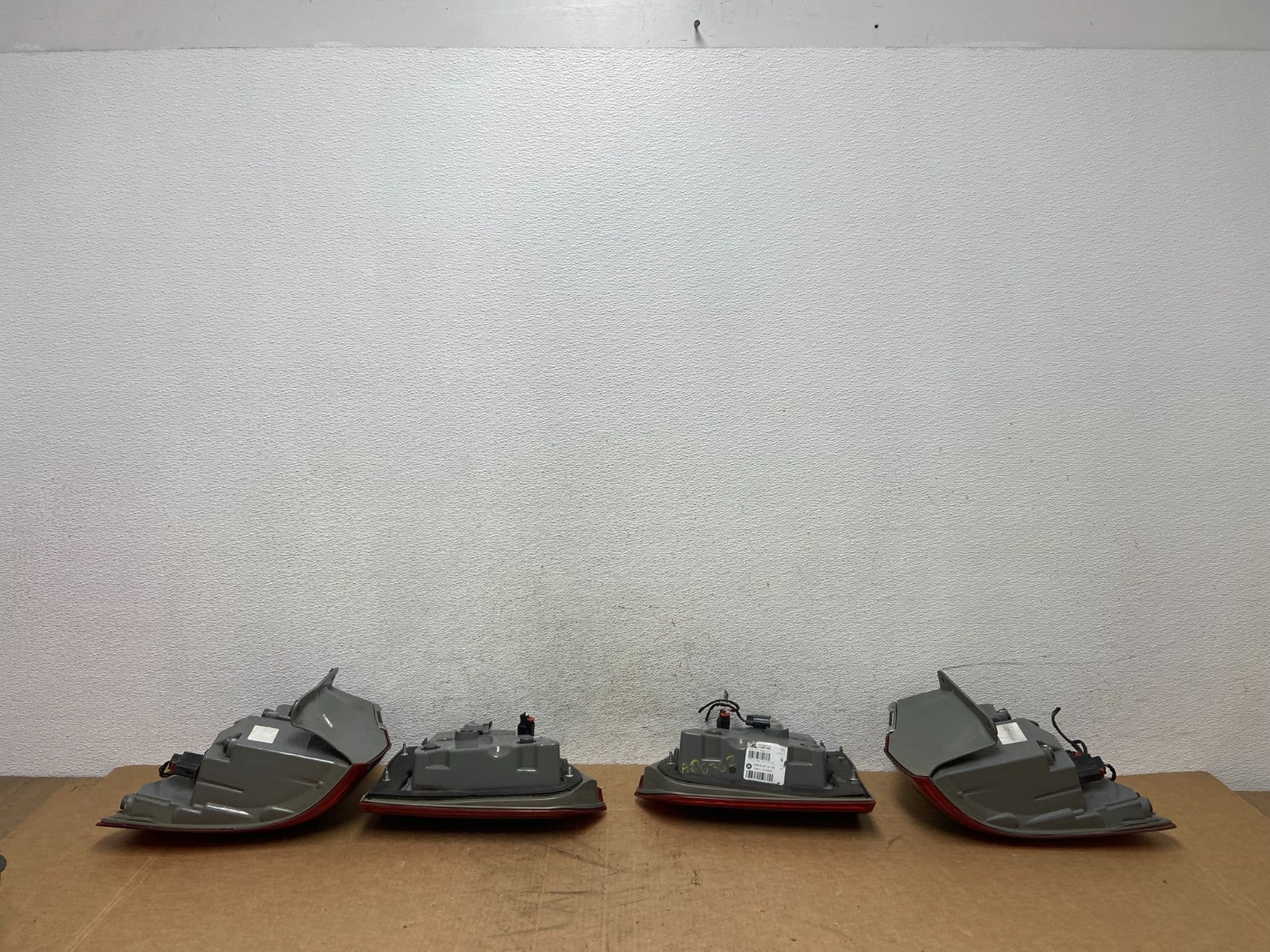 2014 - 2018 Jeep Grand Cherokee Left+Right Set Inner Tail Light AD6362 DG7