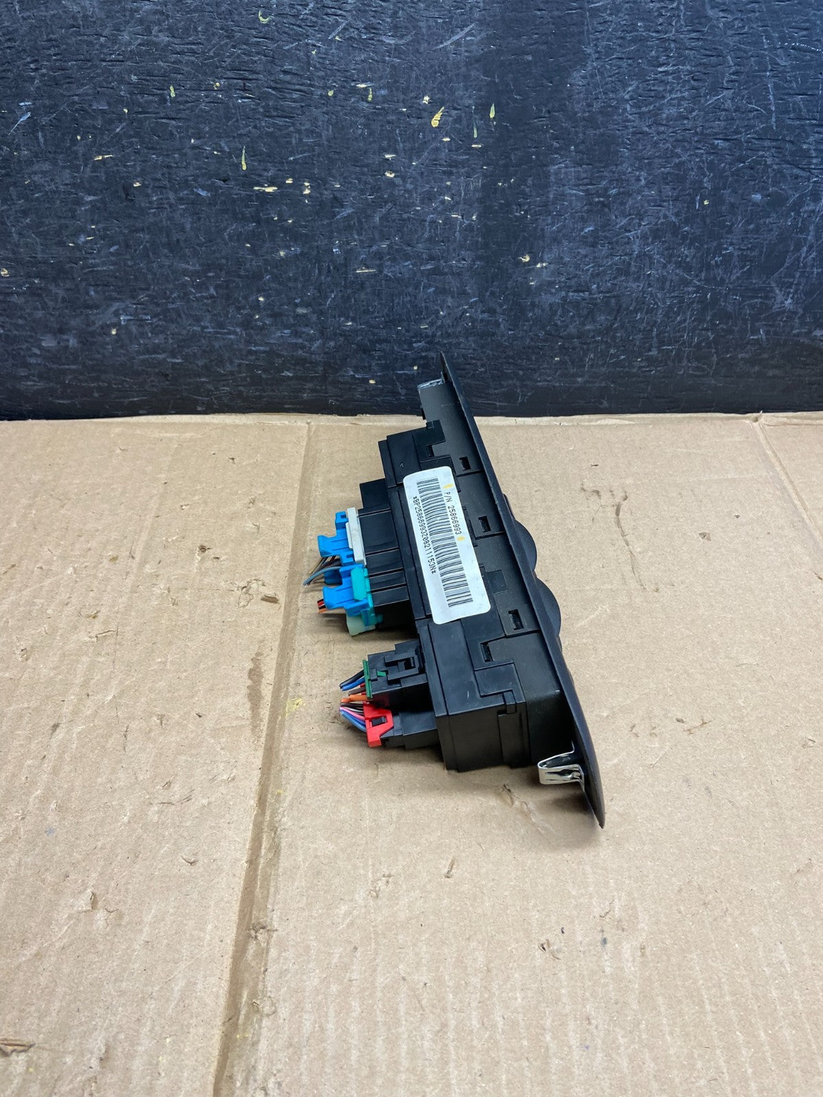 2006 - 2009 GMC Envoy Master Power Door Lock Window Switch Heat Seat ah5672 DG2