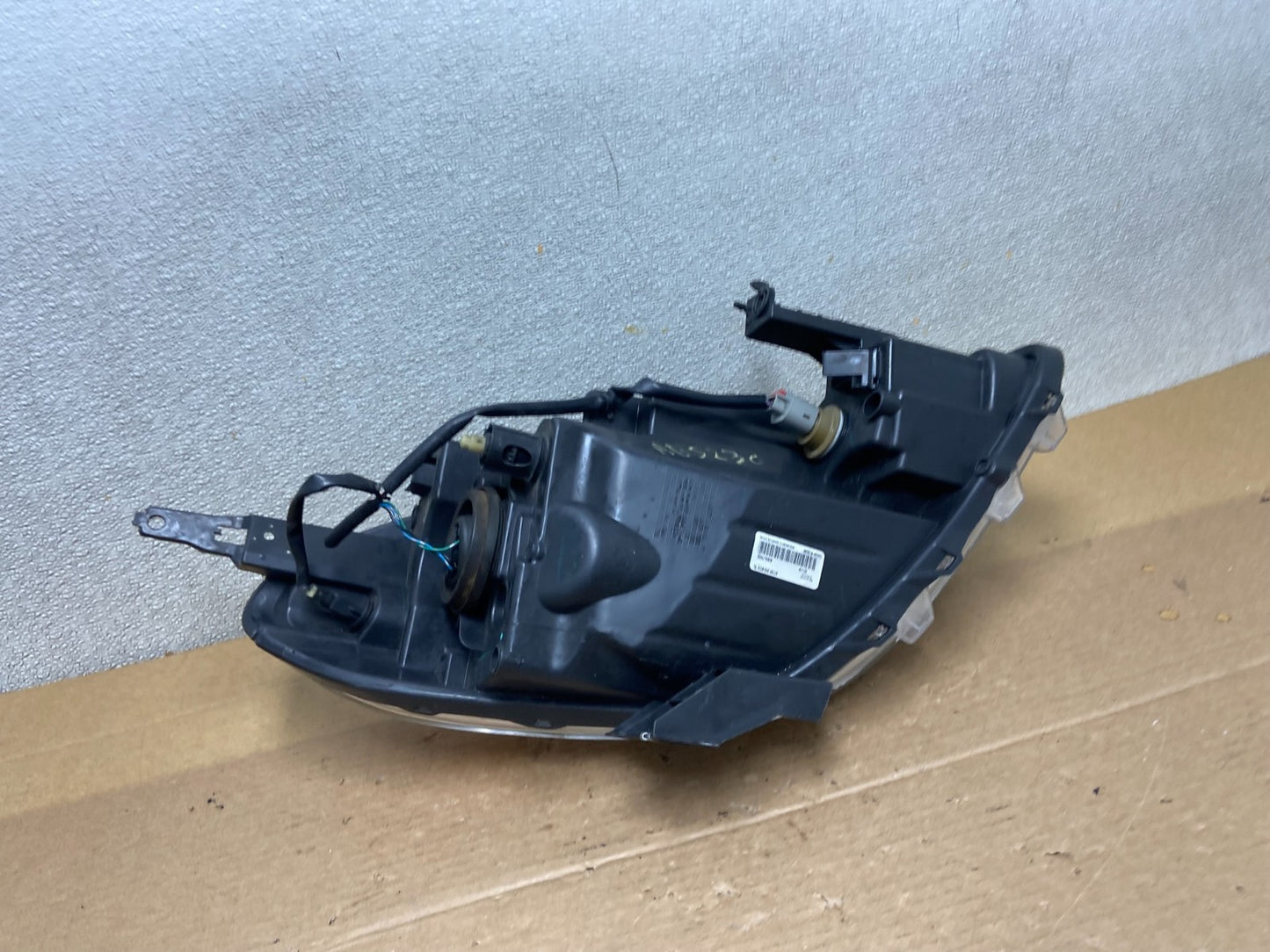 2012 2013 2014 Nissan Versa Sedan Headlight Left Driver LH AB5230 DW8