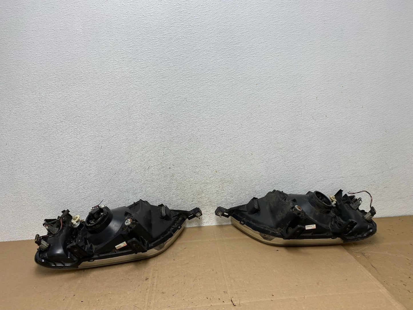 1997 to 2001 Honda CR-V Crv Left+Right Set Chrome Headlights Halogen AE5977 DW6