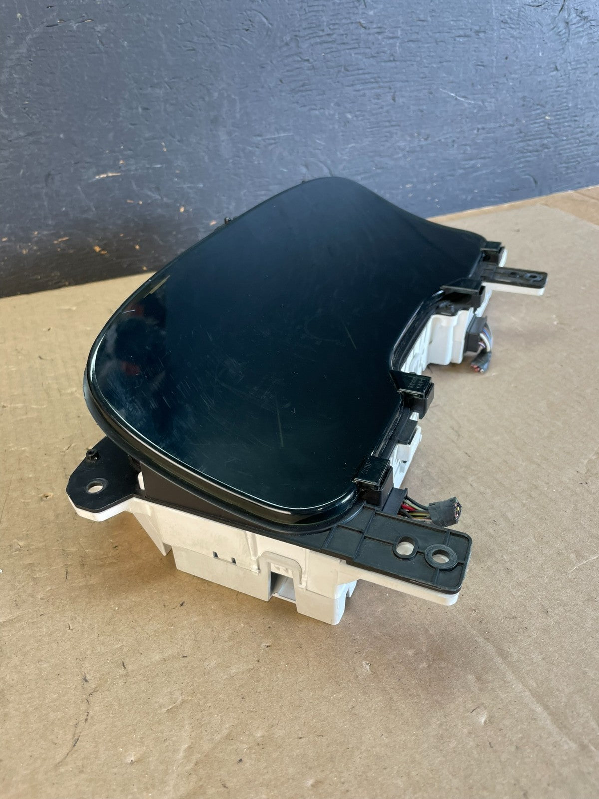 2004 to 2005 Lincoln Navigator Aviator Speedometer Gauge Cluster ae3310 DG1
