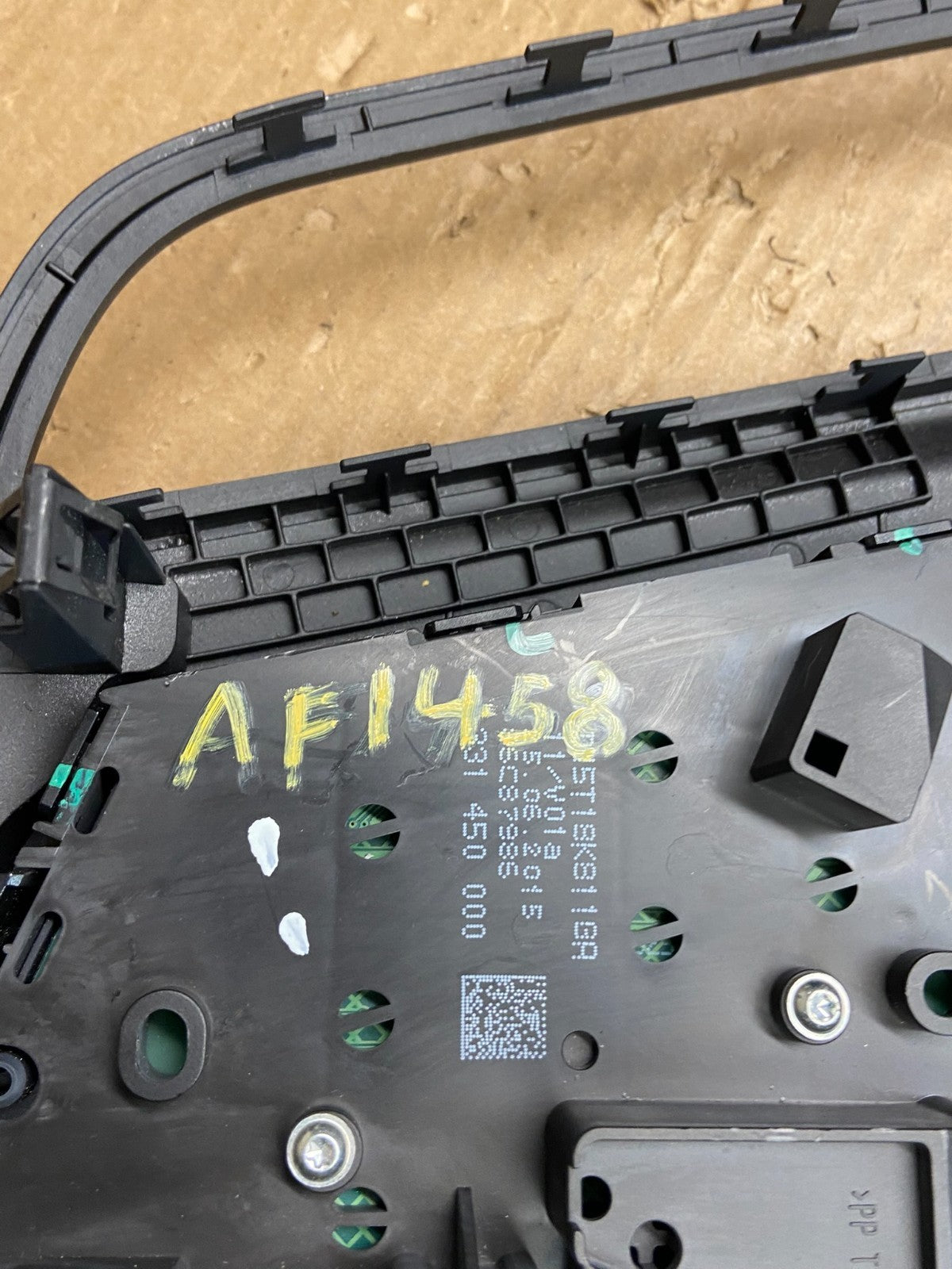 2013 2014 2015 2016 Ford Escape Dash Radio Control Panel Bezel af1458 DG5